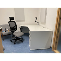 Bespoke mesh chair wit Maestro desks and 800 deep pedestal