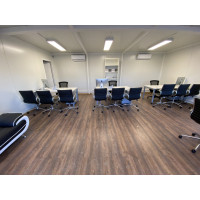 Connex desks with Aura Chairs