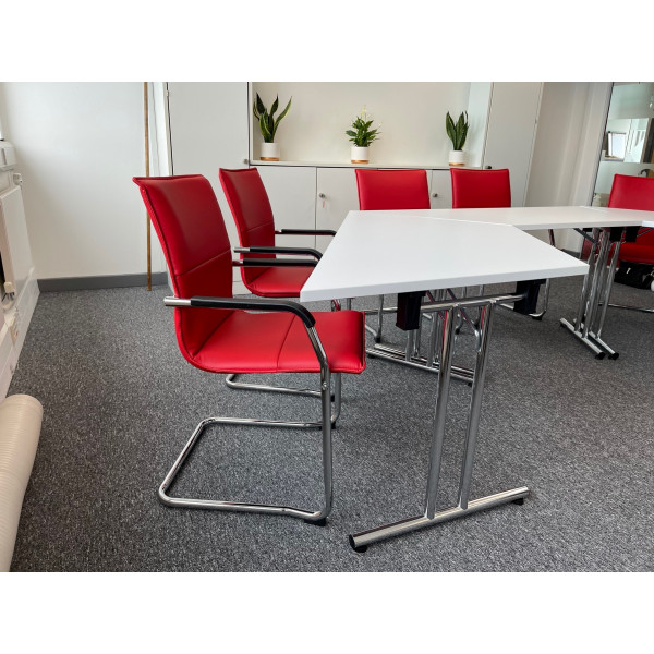 Echo Leather Cantilever Meeting Chair 