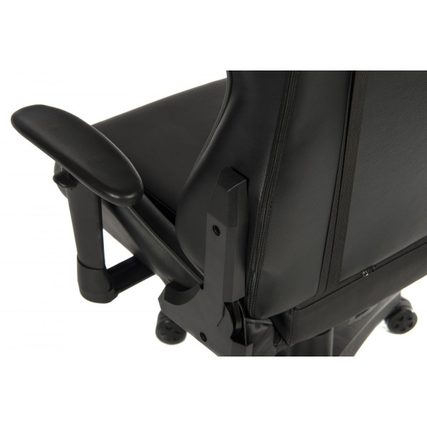 Yokohama Wipe Clean Gaming Chair