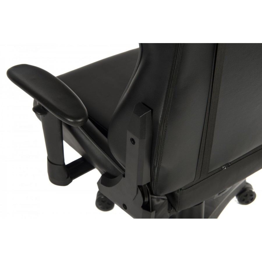 Yokohama Wipe Clean Gaming Chair